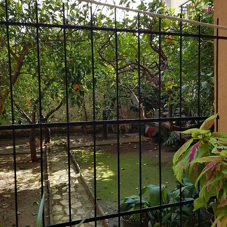 Rosa Fiorita Guest house *